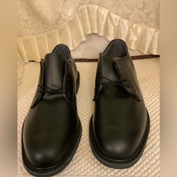 BATES - Picture 2 of 6